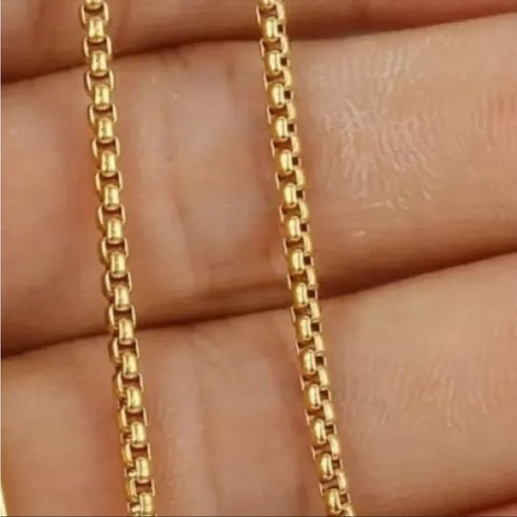 - New 22” Men’s Gold Initial Letter Necklace - Picture 9 of 10